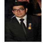 Ouvidor da SDS recebe medalha pelos relevantes serviços prestados ao Estado